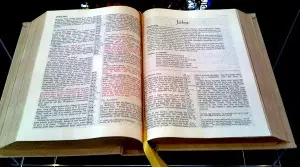 Chapel Bible _0728041326 x600