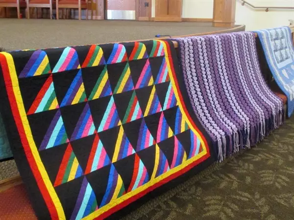 Scrappy Quilts _IMG_1133