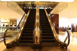 escalator-719814__180